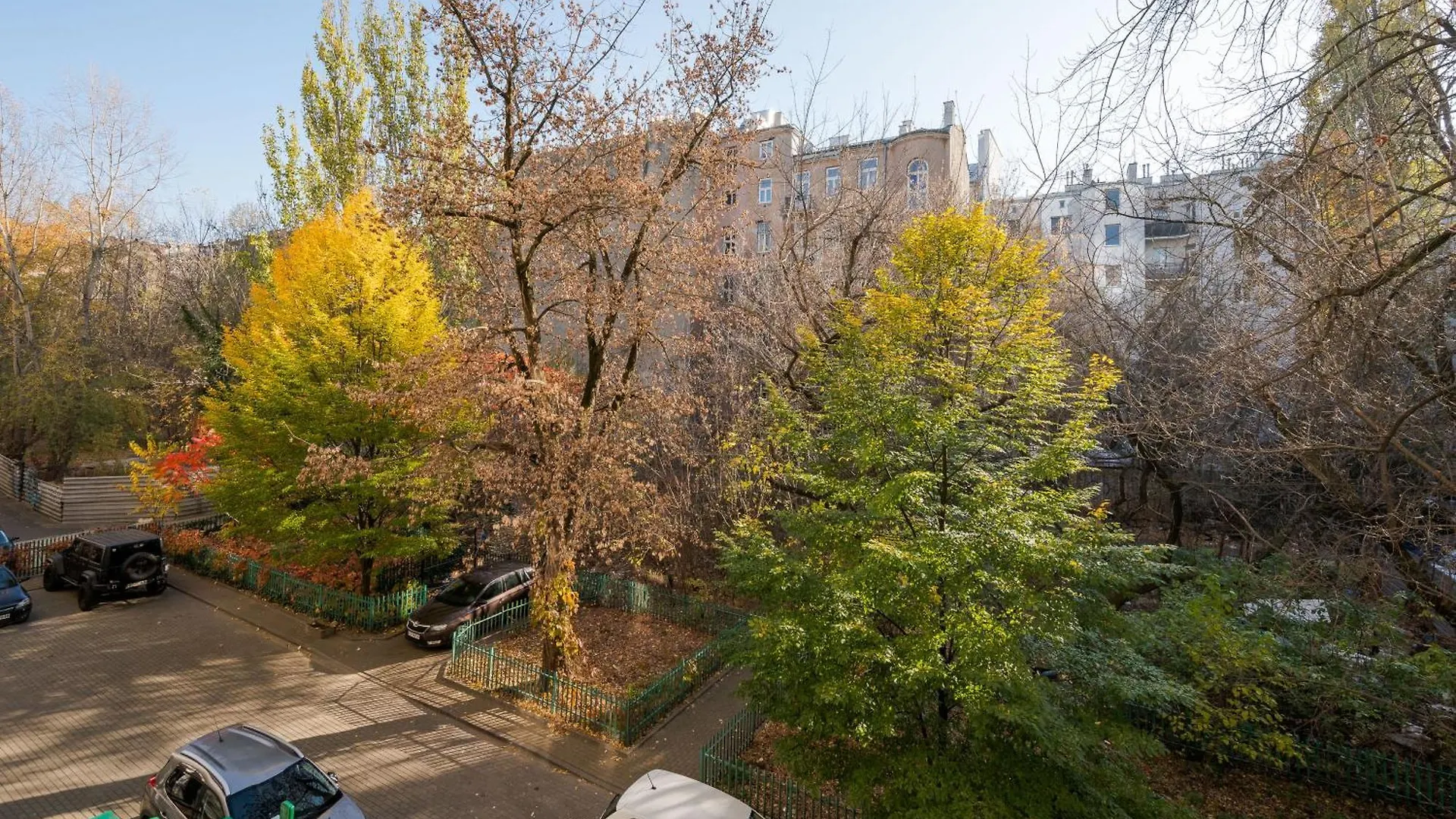 Urban Heart Deluxe Studios Warsaw Apartment